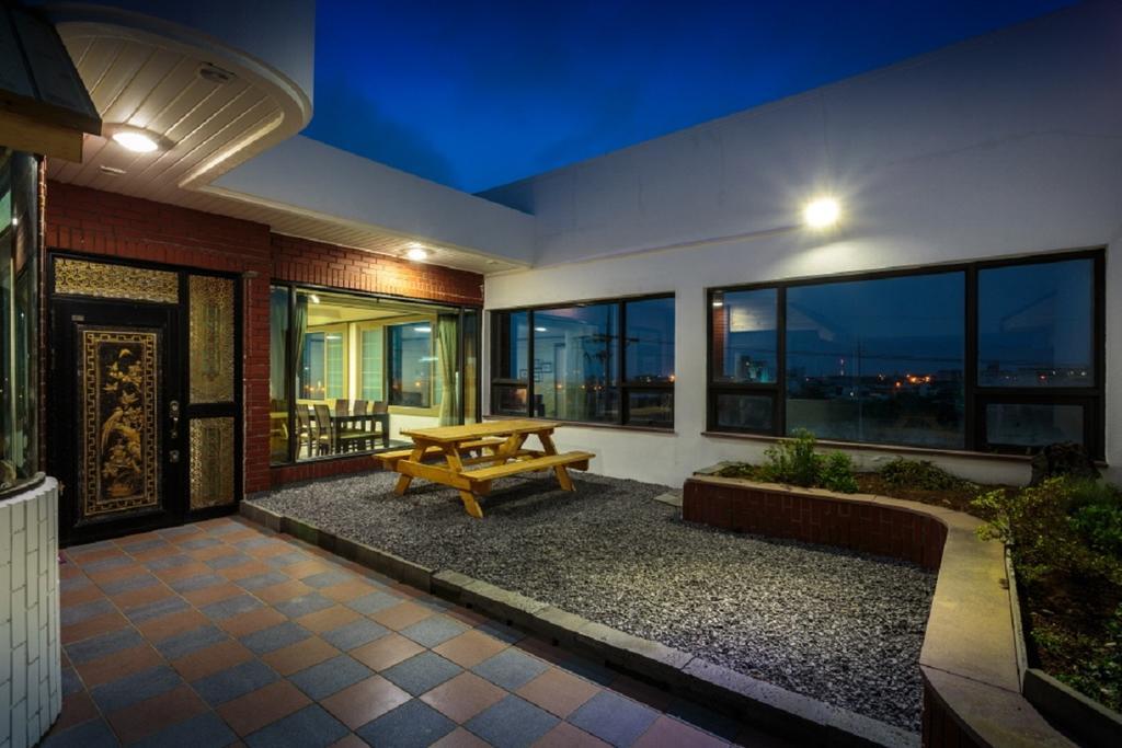 Jeju Wayo Pension Exterior photo